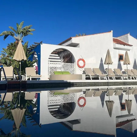 Rainbow Golf Bungalows, Gay Men-only Village de vacances 3*