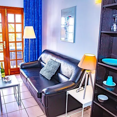 Rainbow Golf Bungalows, Gay Men-only Üdülőpark Maspalomas (Gran Canaria)