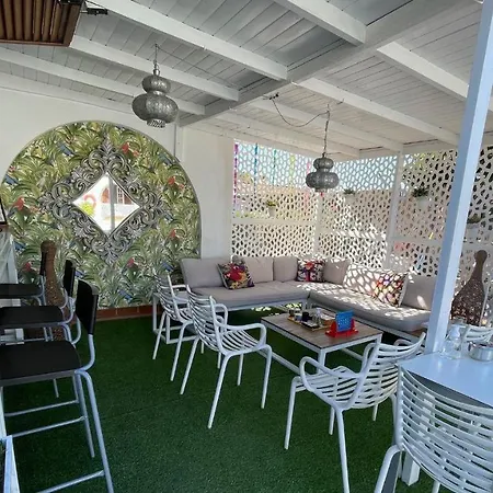 Rainbow Golf Bungalows, Gay Men-only Üdülőpark 3*