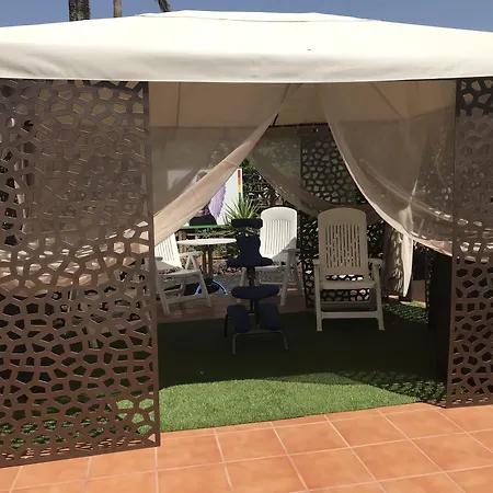 Rainbow Golf Bungalows, Gay Men-only Μασπαλόμας