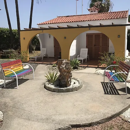 Πάρκο διακοπών Rainbow Golf Bungalows, Gay Men-only 3*