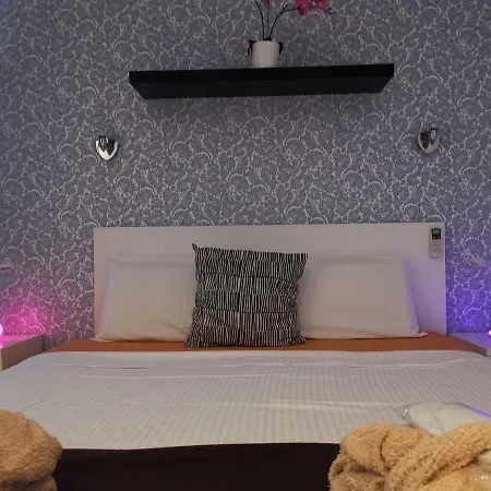 Üdülőpark Rainbow Golf Bungalows, Gay Men-only Maspalomas (Gran Canaria)