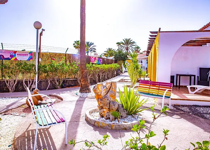 Rainbow Golf Bungalows, Gay Men-only 3*