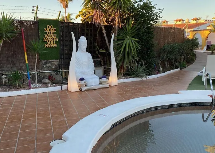 База отдыха Rainbow Golf Bungalows, Gay Men-only 3*