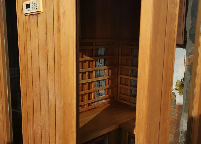 Rainbow Golf Bungalows, Gay Men-only 3*