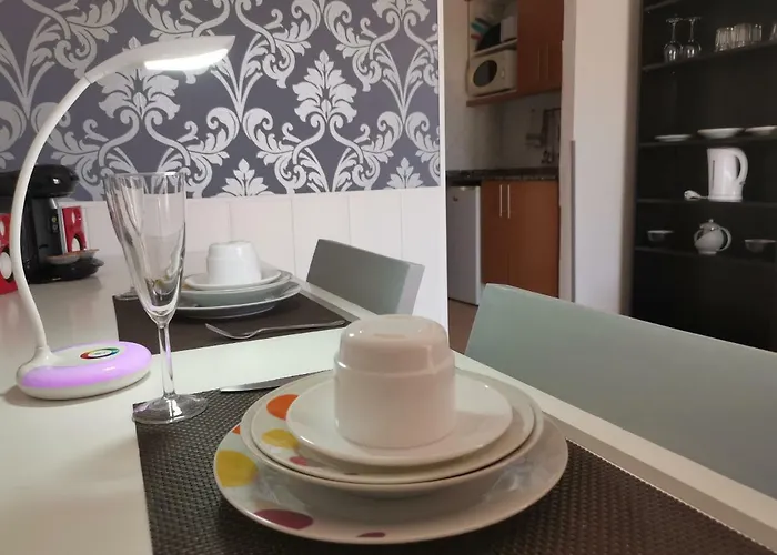 Rainbow Golf Bungalows, Gay Men-only База отдыха Маспаломас