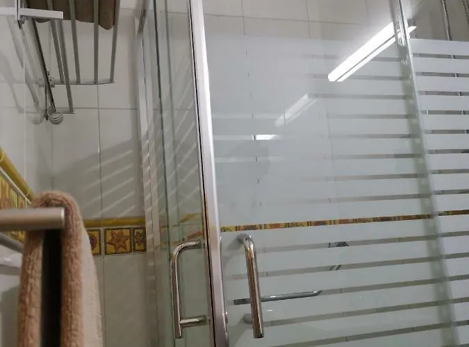 База отдыха Rainbow Golf Bungalows, Gay Men-only