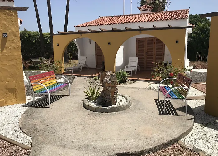 Kompleks wypoczynkowy Rainbow Golf Bungalows, Gay Men-only 3*